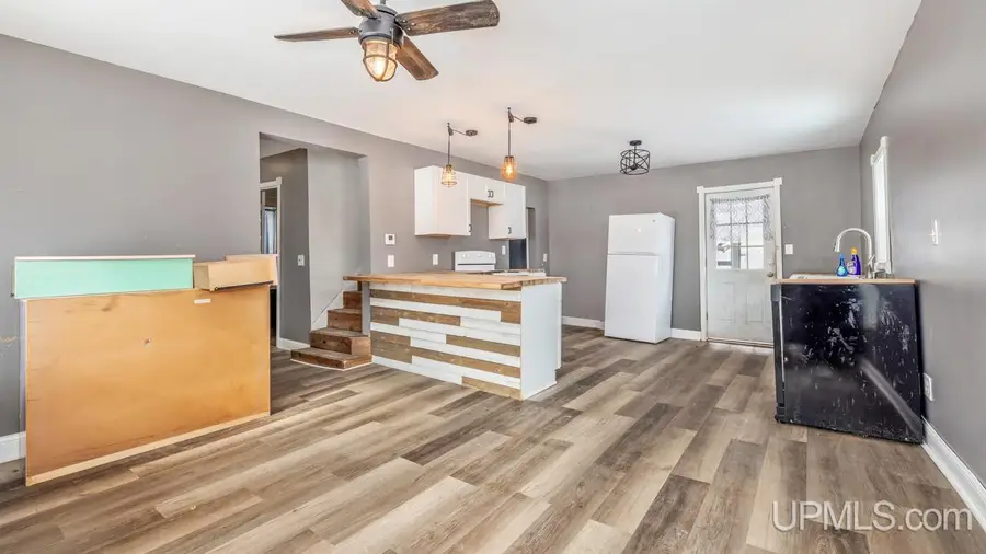 618 E Stanton, Iron Mountain, MI 49801 - #3