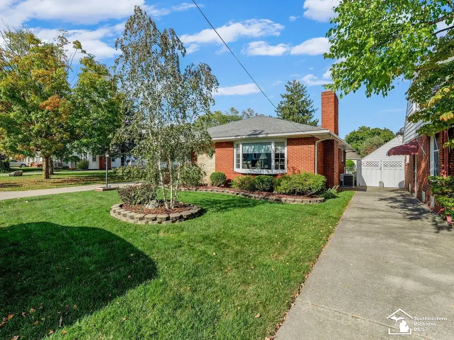 5924 Oakwood, Monroe, MI 48161 - #3