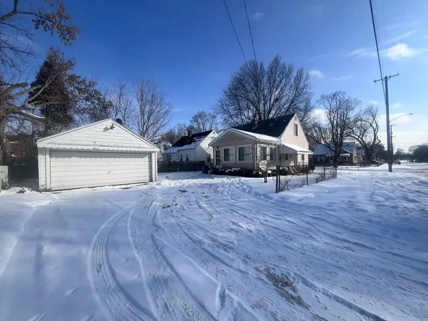 652 Crawford, Flint, MI 48507 - #3