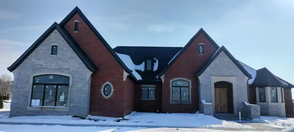 5770 Bristol #7, Washington Twp, MI 48094