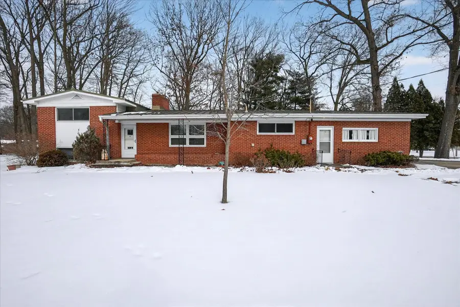 410 W Maple, Saint Charles, MI 48655 - #3