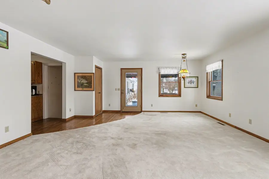 225 Lagoon Beach, Bay City, MI 48706 - #3