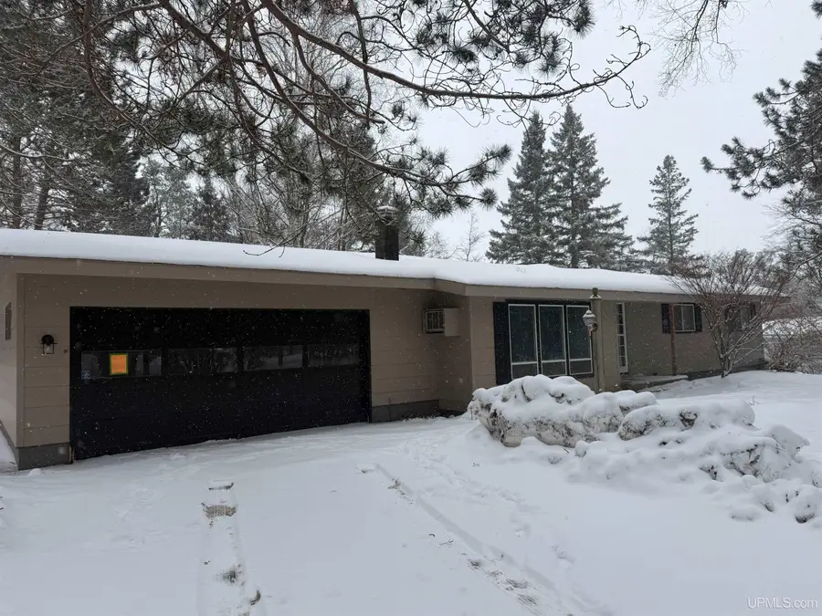 6129 Woodland P.1, Gladstone, MI 49837 - #3