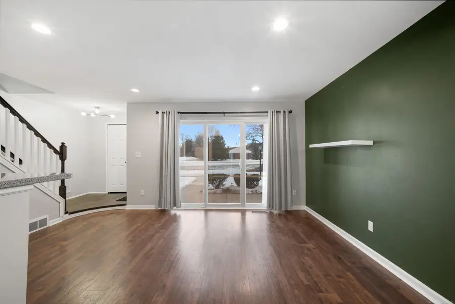 8201 Kennedy #3 #Unit 3, Warren, MI 48093 - #2