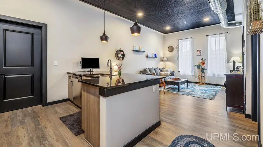 208 E Ludington #Unit 7, Iron Mountain, MI 49801 - #3