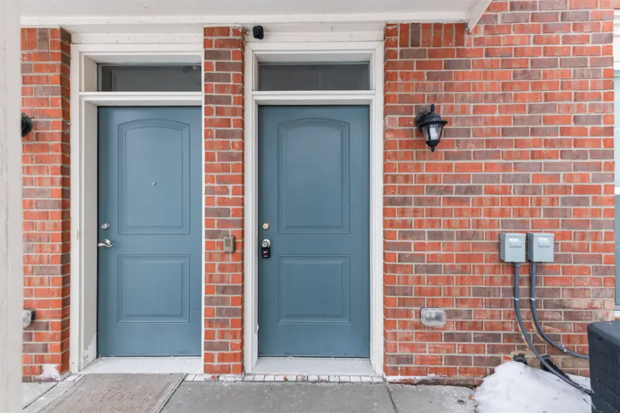 51876 E Pointe, New Baltimore, MI 48051 - #2