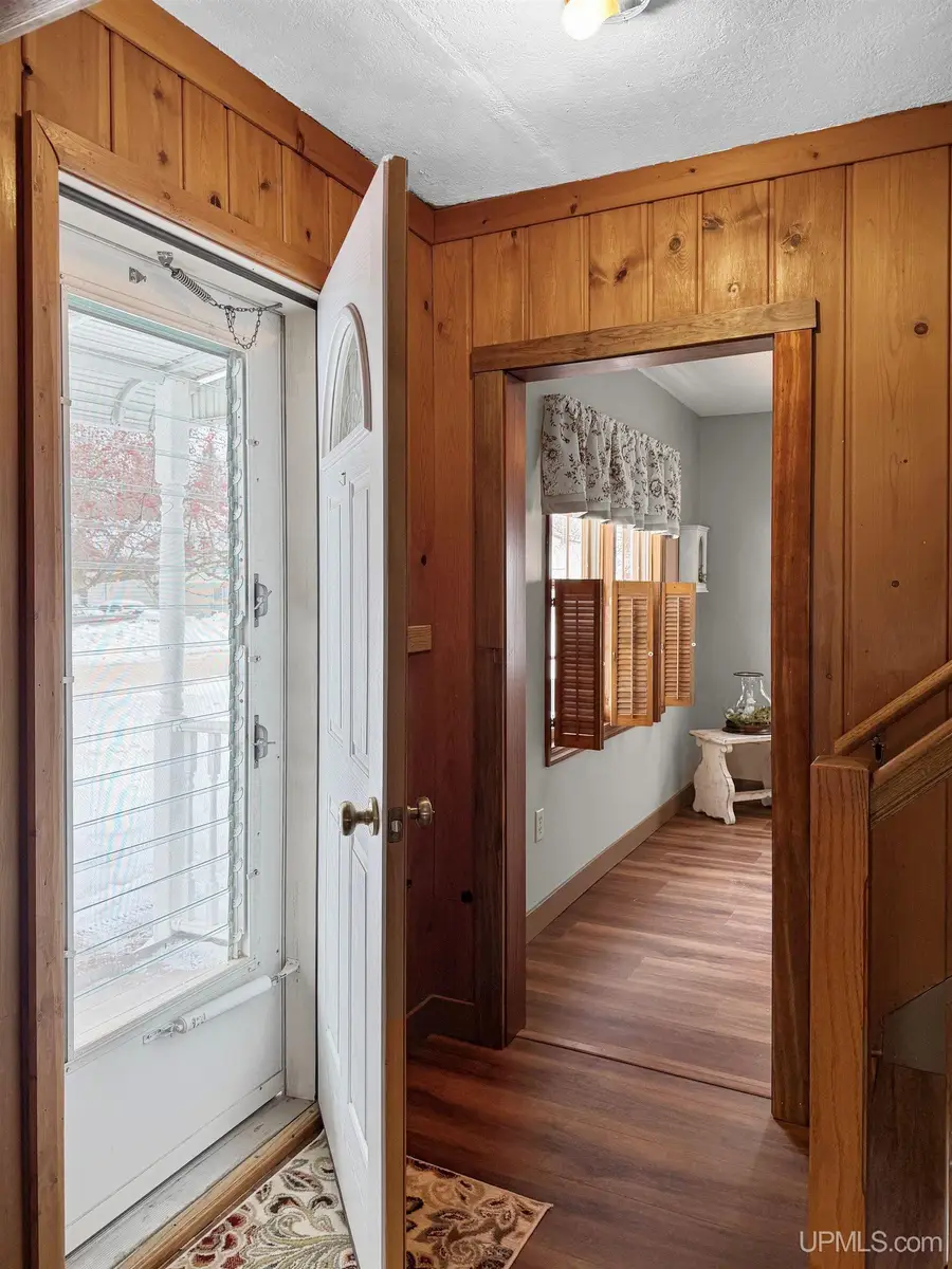 500 Wymore, Kingsford, MI 49802 - #2