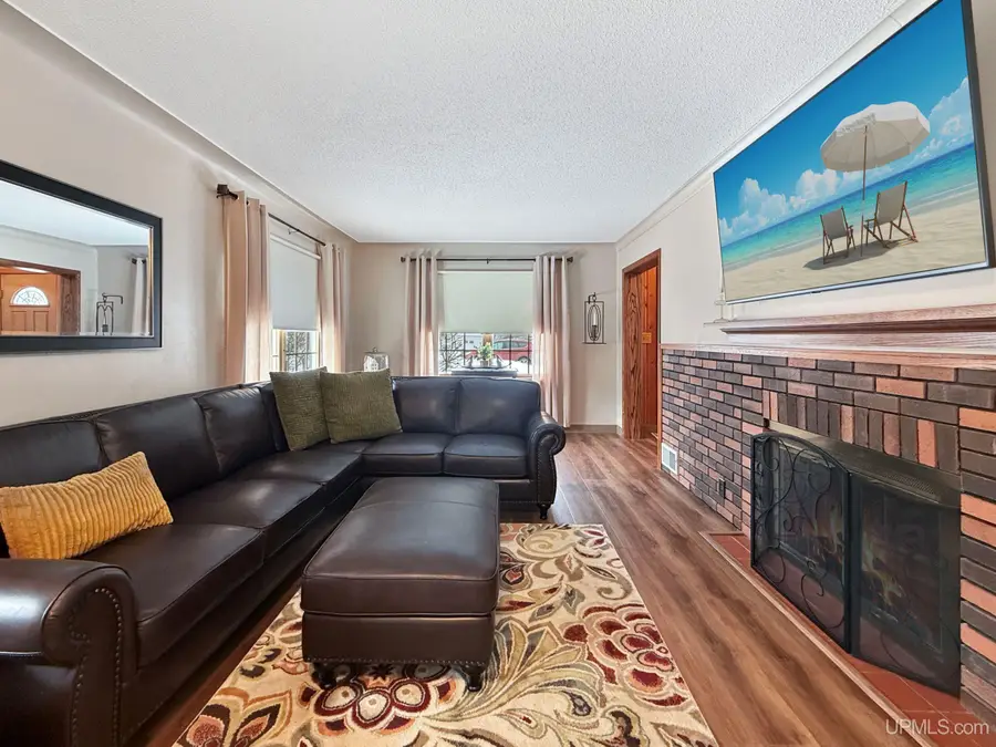 500 Wymore, Kingsford, MI 49802 - #3