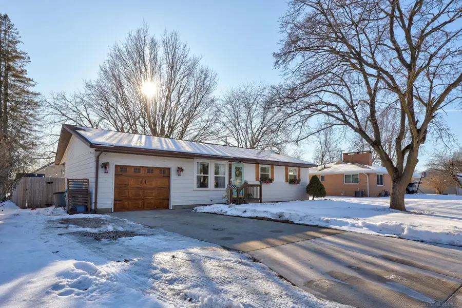 813 W Oak, Vassar, MI 48768 - #2