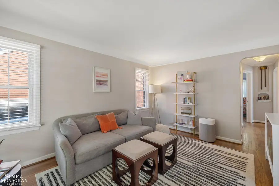 20879 Hunt Club, Harper Woods, MI 48225 - #2