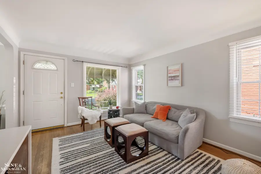 20879 Hunt Club, Harper Woods, MI 48225 - #3