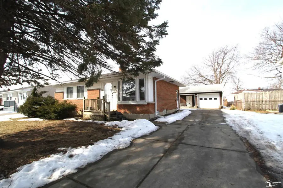 511 John Rolfe, Monroe, MI 48162 - #2