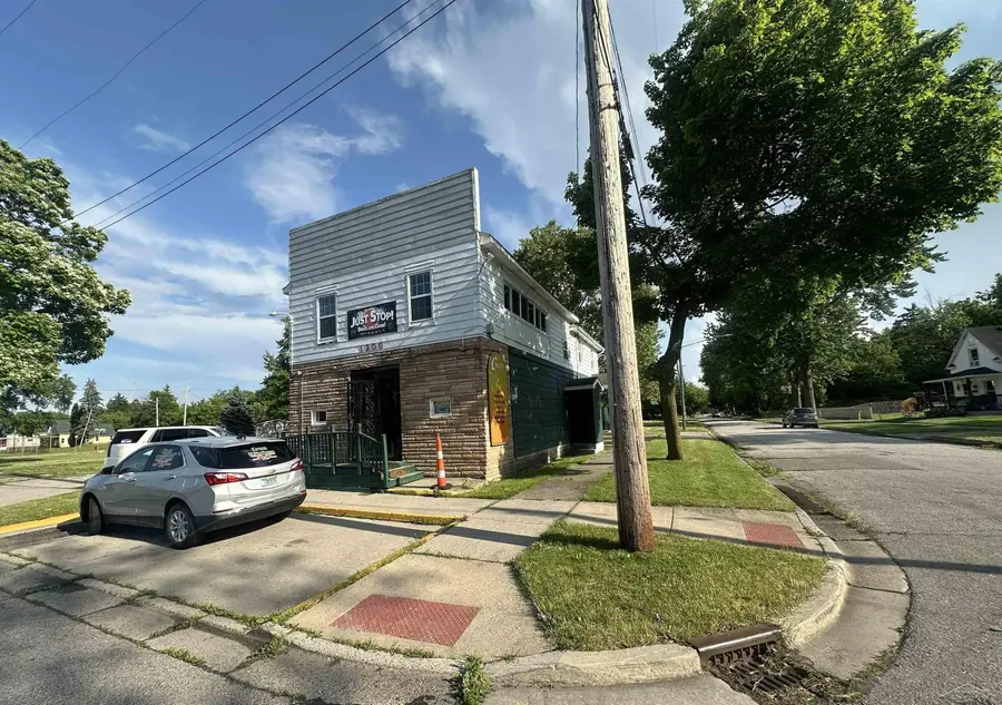 1200 Martha, Saginaw, MI 48601 - #2