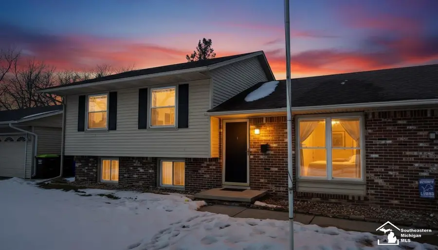 445 Toll, Monroe, MI 48161 - #2