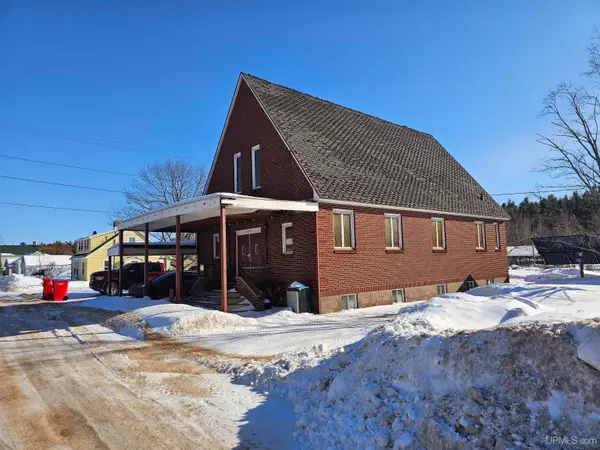 111 Simpson, Palmer, MI 49871