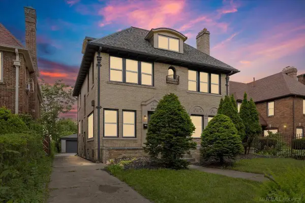 8931 La Salle, Detroit, MI 48206