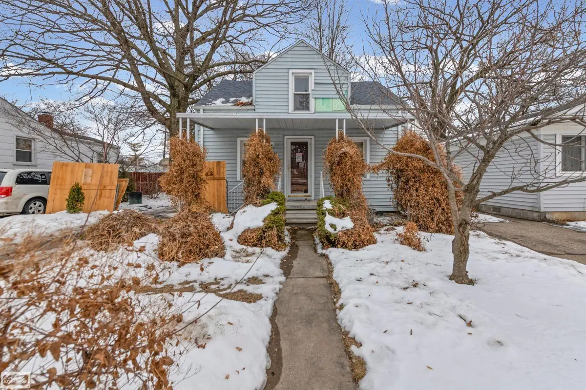 27432 Delton, Madison Heights, MI 48071 - #1