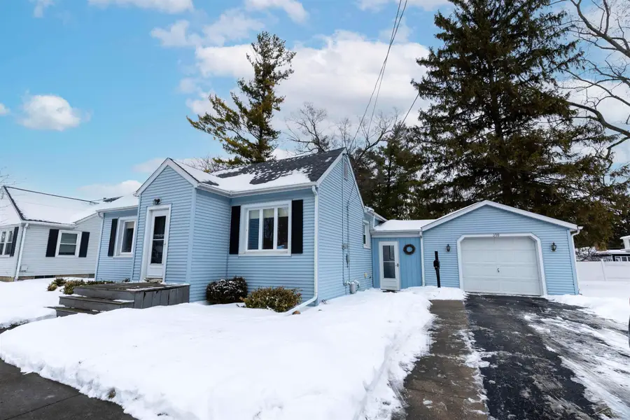 310 S Wheeler, Saginaw, MI 48602 - #2