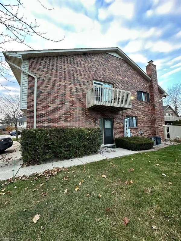 42649 Jeanette, Clinton Township, MI 48038