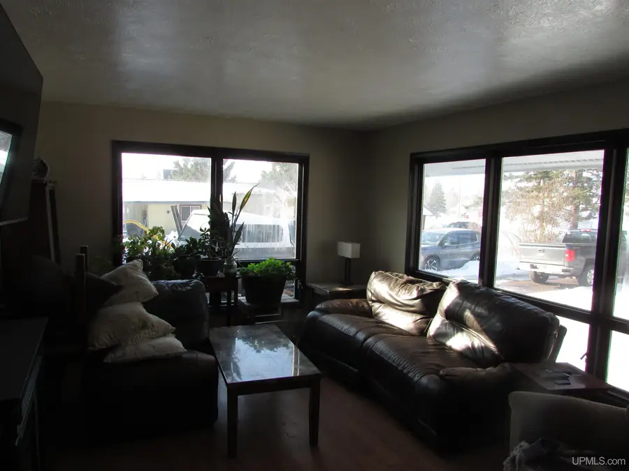 215 N Main, Baraga, MI 49908 - #3