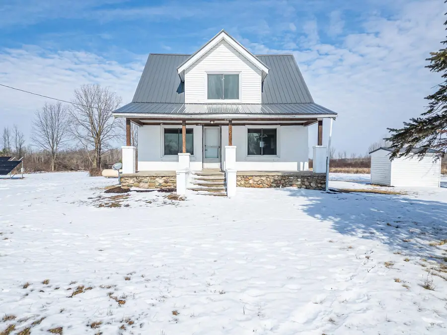 4368 W Curtis, Coleman, MI 48618 - #2