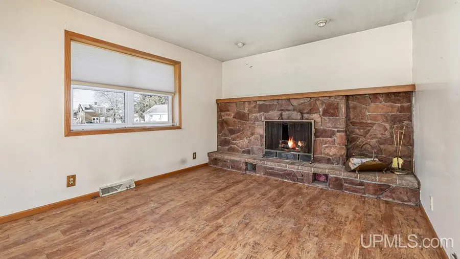 213 Roseland, Kingsford, MI 49802 - #3