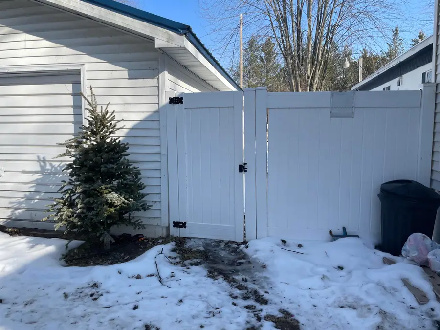 3211 M 18, Beaverton, MI 48612 - #2