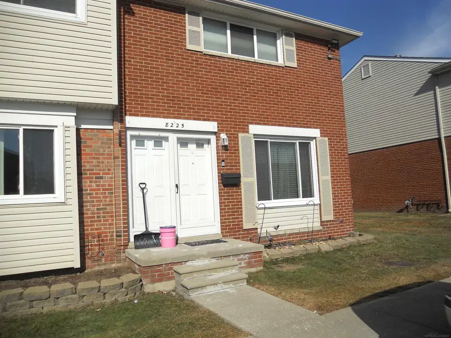 8225 Dartmouth, Warren, MI 48093 - #2