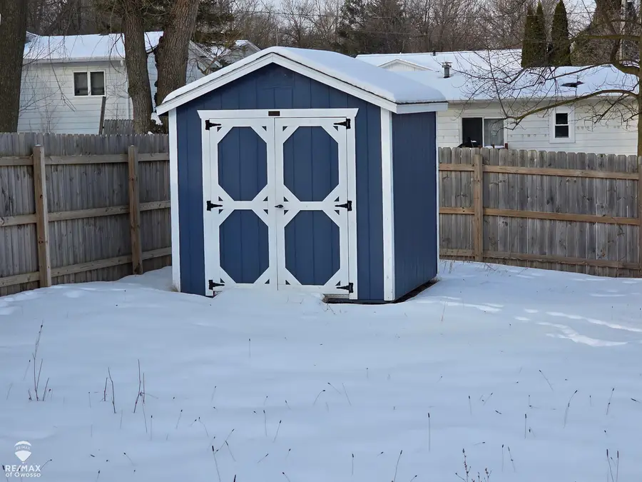 902 Glenwood, Owosso, MI 48867 - #3