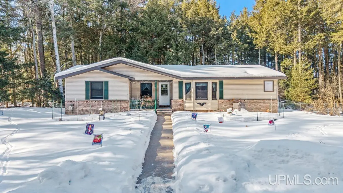 E4800 M35, Escanaba, MI 49829 - #1