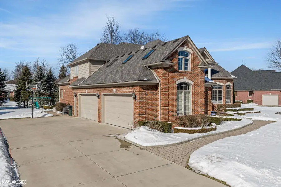 52847 Tuscany, Utica, MI 48315 - #3