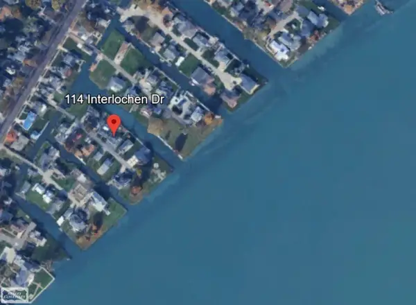 114 Interlochen, Algonac, MI 48001