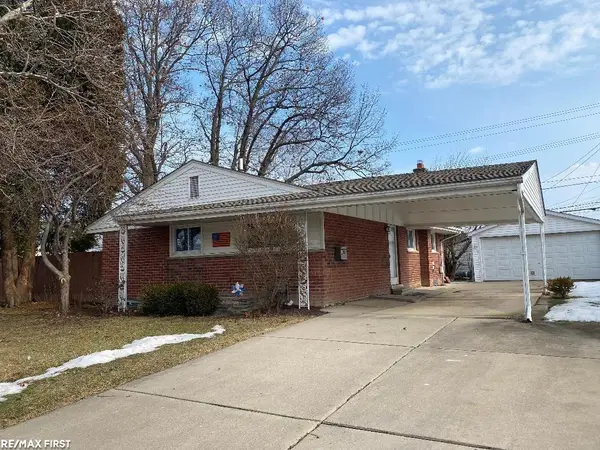 30248 Rosebriar, Saint Clair Shores, MI 48082