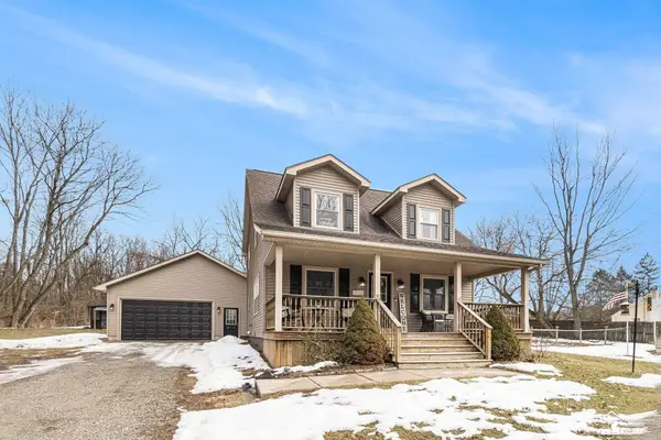 2519 N Wilmoth, Adrian, MI 49221