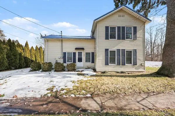 901 S Kalamazoo, Marshall, MI 49068