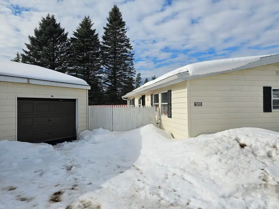 120 Caribou, Gwinn, MI 49841 - #3