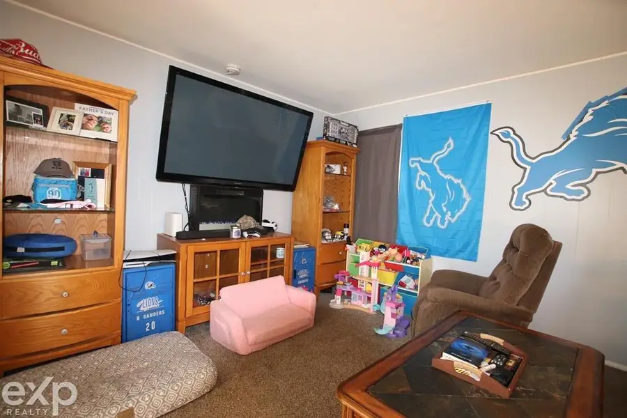 19200 Illinois, Roseville, MI 48066 - #3