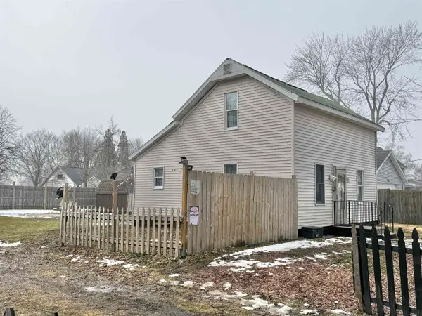 1304 Leng, Bay City, MI 48706