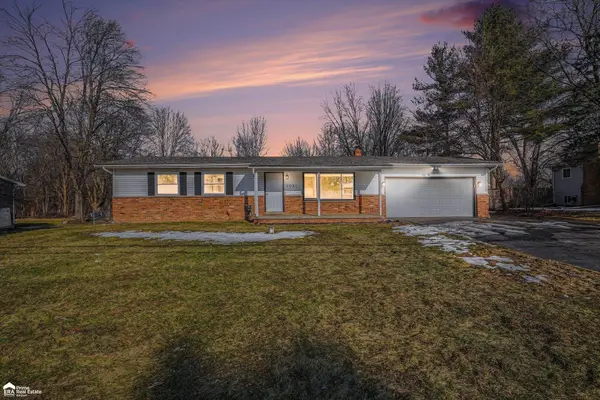 6081 Meadowwood, Grand Blanc, MI 48439