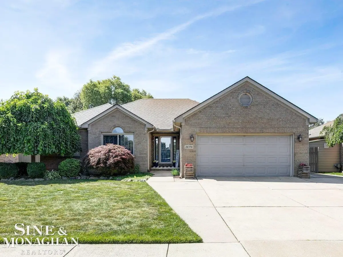 20350 Hummingbird, Macomb, MI 48044 - #1