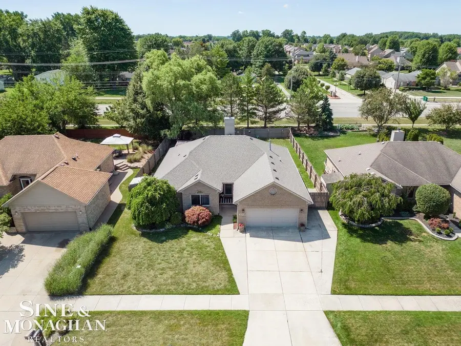 20350 Hummingbird, Macomb, MI 48044 - #3