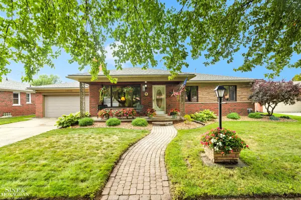 19046 Norton, Eastpointe, MI 48021