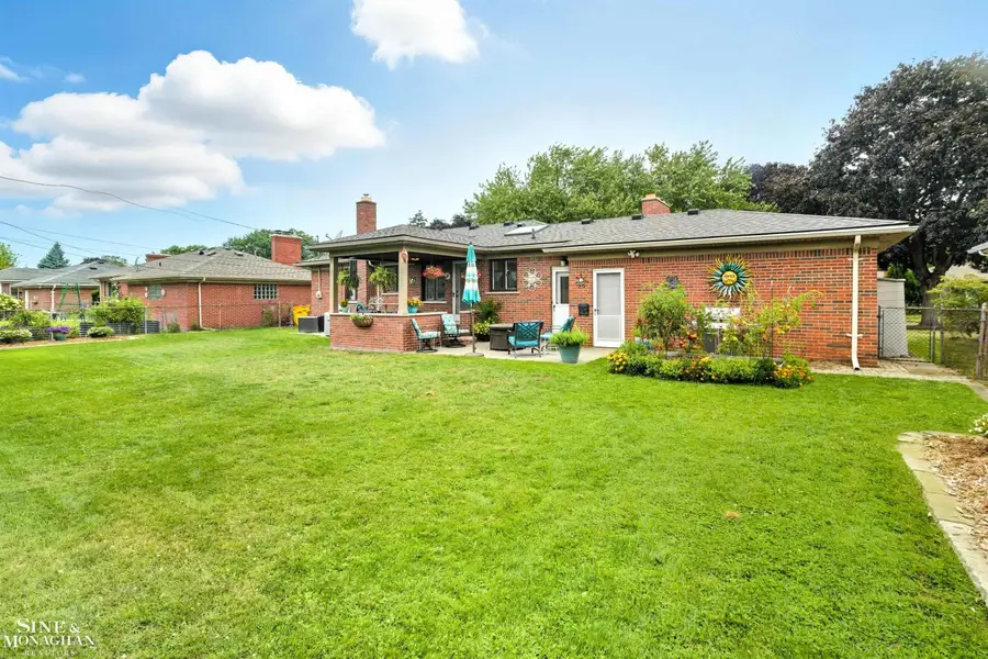 19046 Norton, Eastpointe, MI 48021 - #2