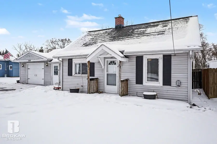 1084 Midland, Bay City, MI 48706 - #2