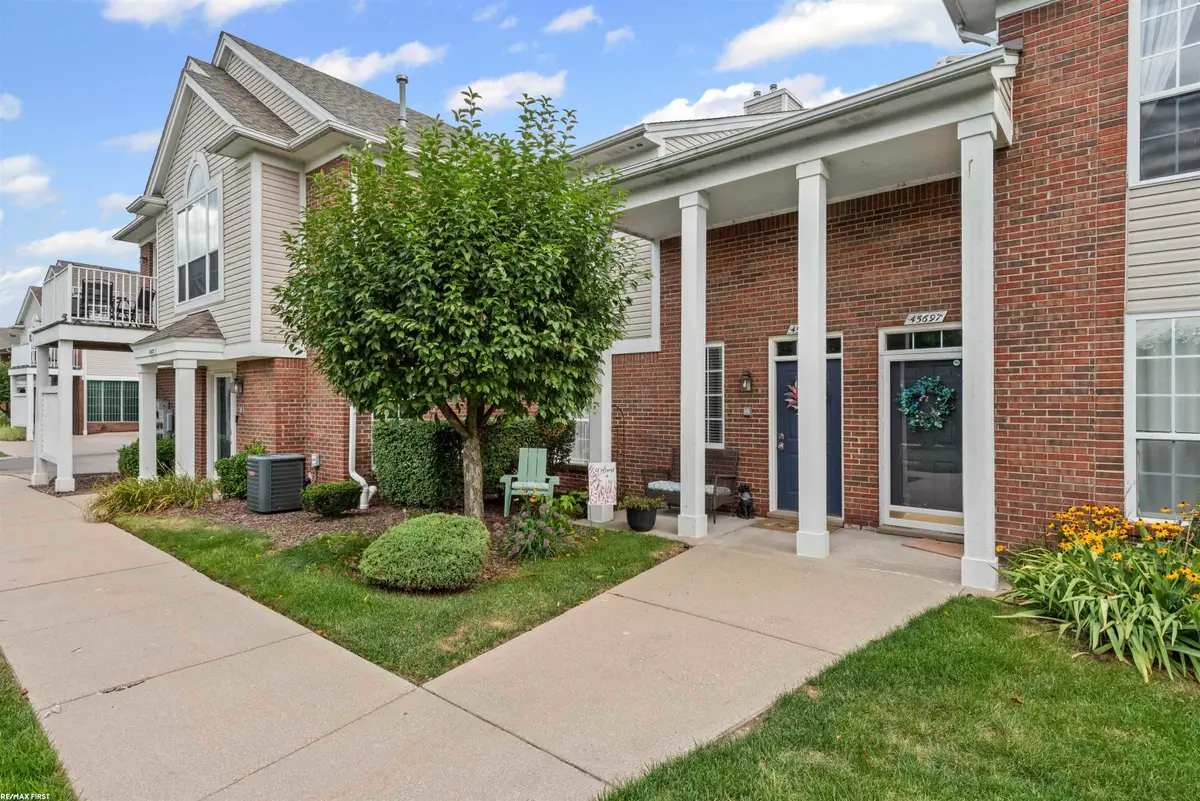 45691 Heather Ridge #221, Macomb, MI 48044 - #1