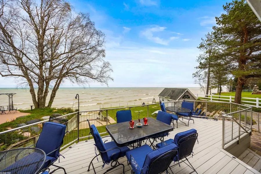 3864 Lakeshore, Deckerville, MI 48427 - #3