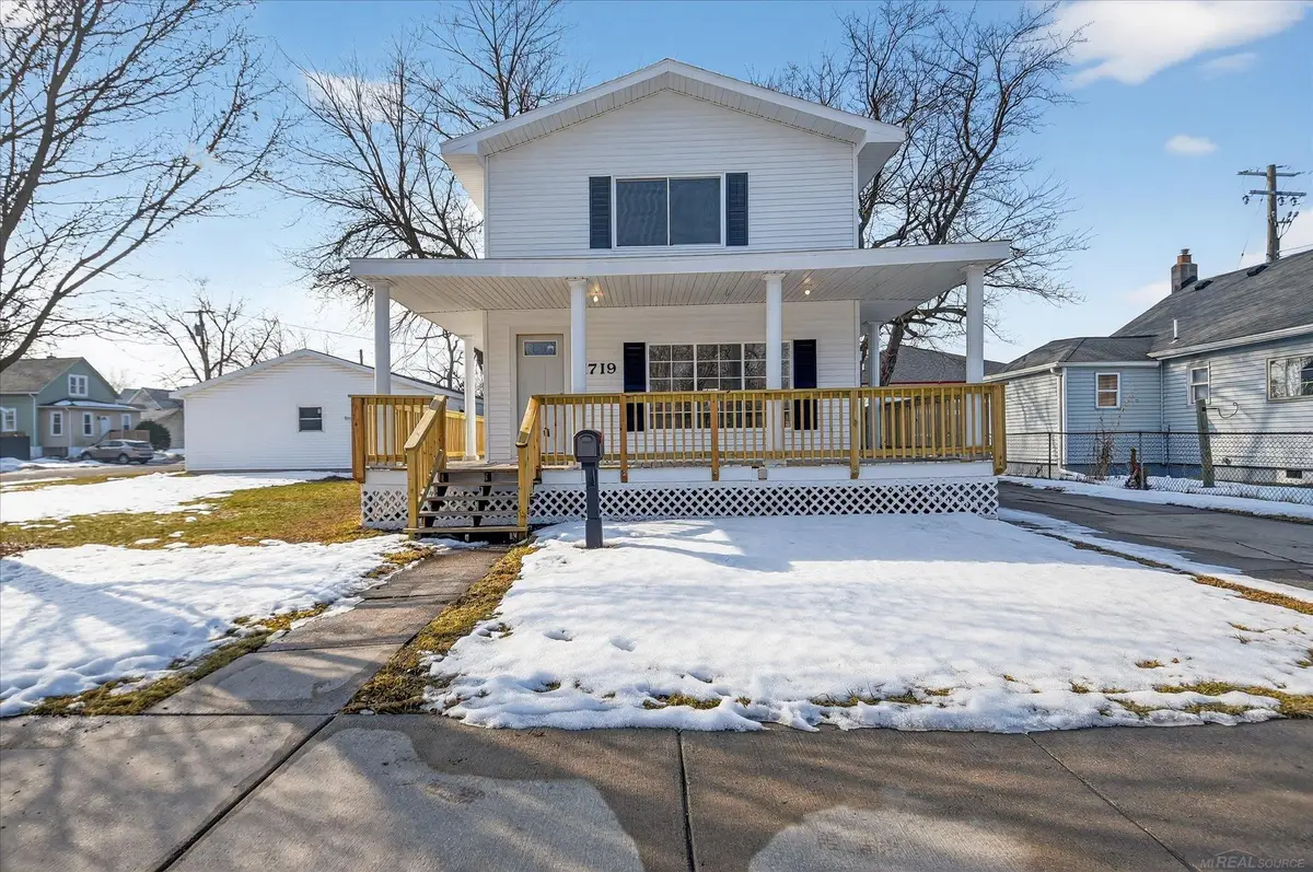 1719 23 Rd, Port Huron, MI 48060 - #1