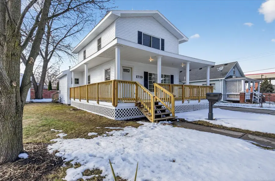 1719 23 Rd, Port Huron, MI 48060 - #2