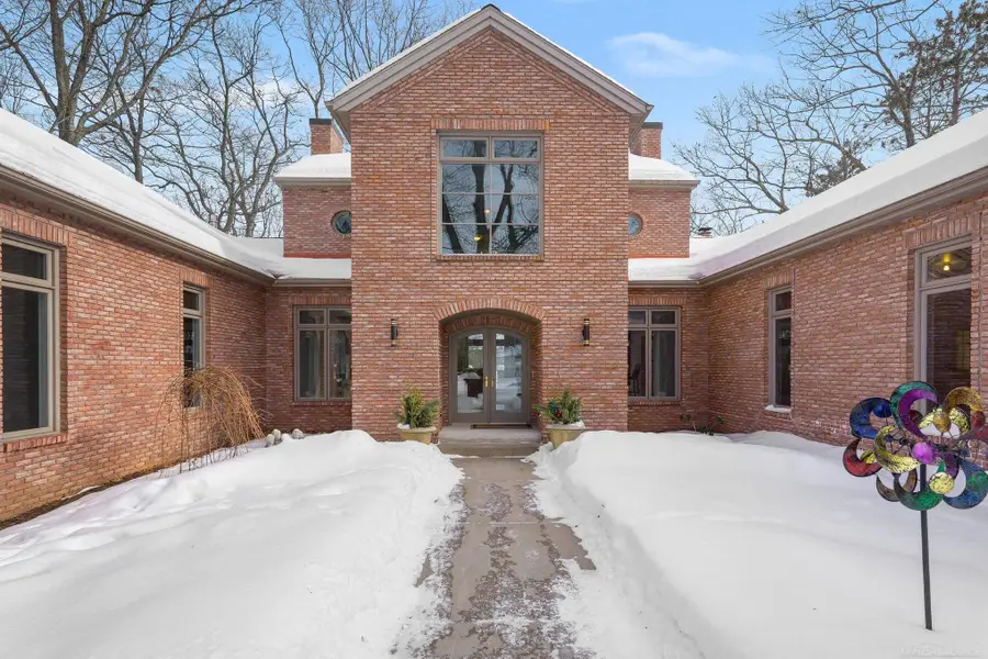 N3870 N Grand Oak, Iron Mountain, MI 49801 - #3