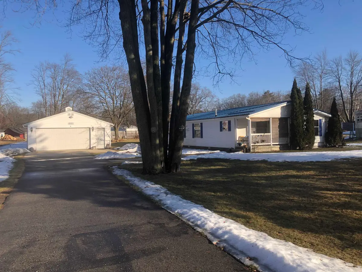 2171 Oakridge, Farwell, MI 48622 - #1